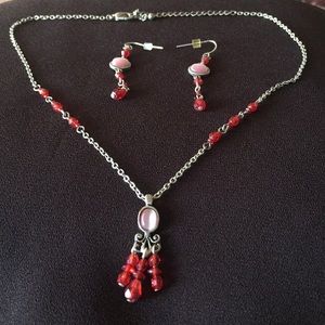 NYP. Fashion necklace and earrings set